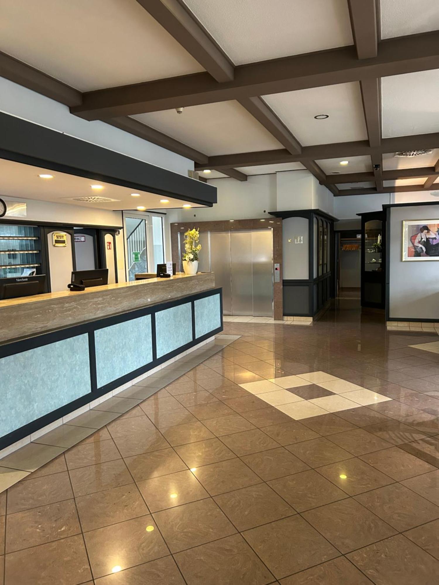 Concorde Hotel Siegen Ngoại thất bức ảnh